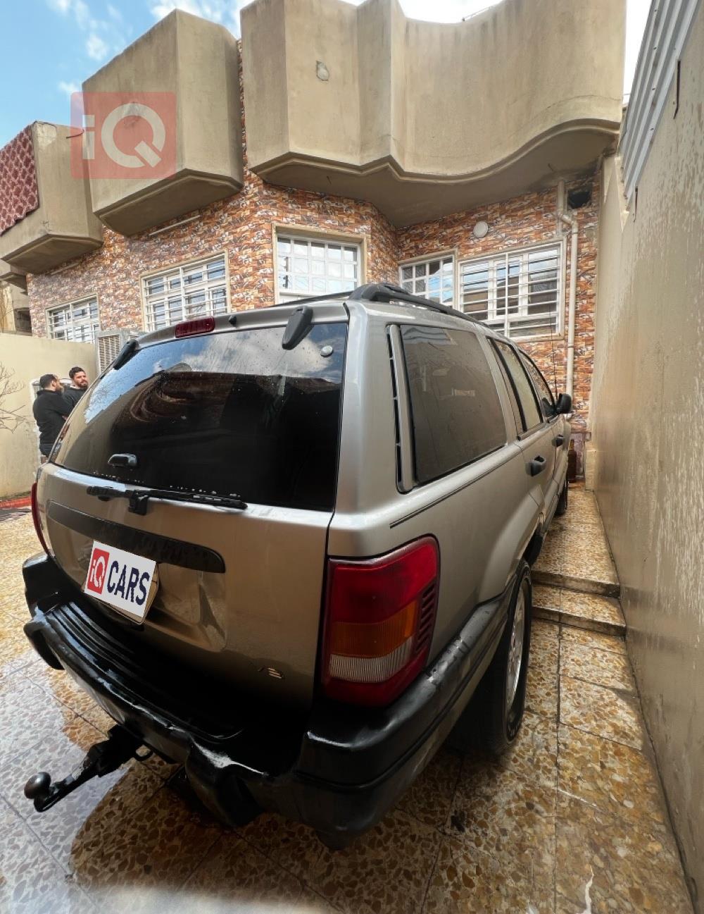 جيب جراند شيروكي